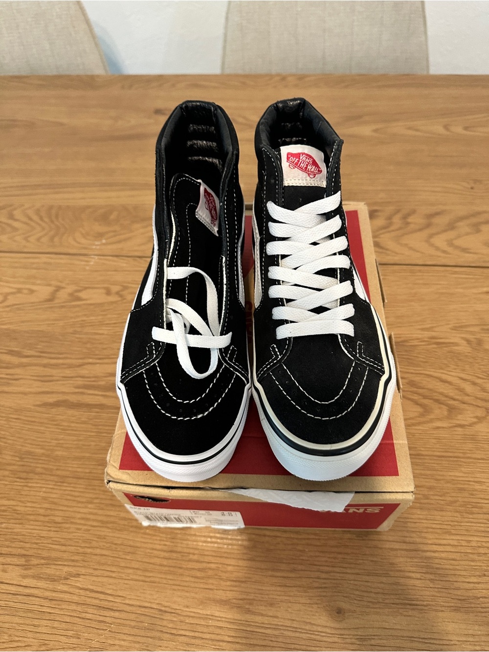 Vans SK8-Hi Black White High Top Sneakers Size 6 Display Flaw